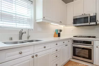 7 Medici Aisle, Irvine, CA 92606 - Photo 10
