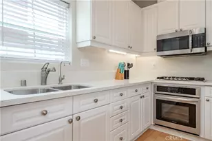 7 Medici Aisle, Irvine, CA 92606 - Photo 10