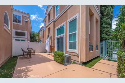 7 Medici Aisle, Irvine, CA 92606 - Photo 32