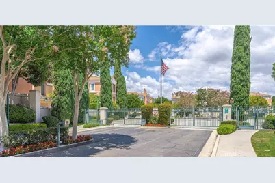 7 Medici Aisle, Irvine, CA 92606 - Photo 6