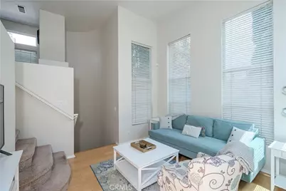 7 Medici Aisle, Irvine, CA 92606 - Photo 8