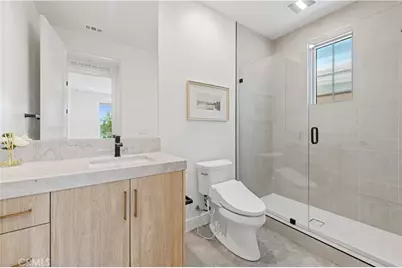 149 Somera, Irvine, CA 92602 - Photo 4