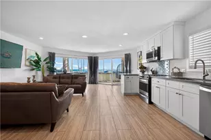 2212 W Oceanfront, Newport Beach, CA 92663 - Photo 12