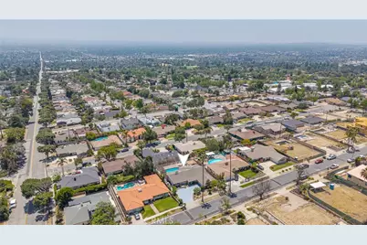 3860 Valley Lights Drive, Pasadena, CA 91107 - Photo 48