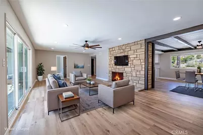 3860 Valley Lights Drive, Pasadena, CA 91107 - Photo 16