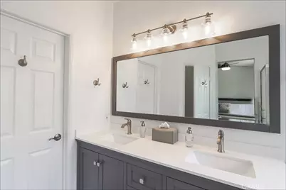 81 Trofello, Aliso Viejo, CA 92656 - Photo 20