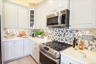 15 Pacifica, Aliso Viejo, CA 92656 - Photo 4