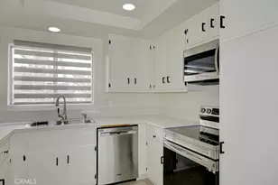 2400 Via Mariposa, Laguna Woods, CA 92637 - Photo 18