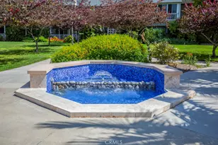 2400 Via Mariposa, Laguna Woods, CA 92637 - Photo 4