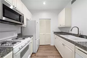 3131 Watermarke, Irvine, CA 92612 - Photo 6