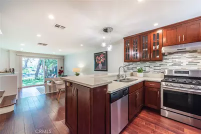 249 Pineview, Irvine, CA 92620 - Photo 8