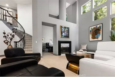 8 Flores, Lake Forest, CA 92610 - Photo 8