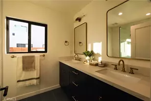 12017 Herbert, Los Angeles, CA 90066 - Photo 28