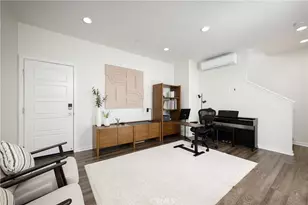 108 Cadence, Irvine, CA 92618 - Photo 2