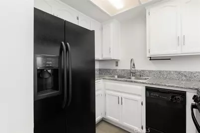 1121 Obispo Avenue #304, Long Beach, CA 90804 - Photo 12