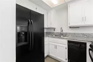 1121 Obispo Ave, Long Beach, CA 90804 - Photo 12