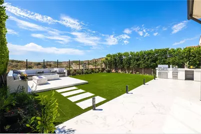 118 Tomahawk, Irvine, CA 92618 - Photo 4