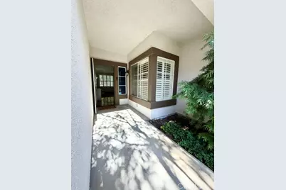 27 Chaumont Circle, Lake Forest, CA 92610 - Photo 2