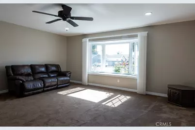 16542 Fountain, Huntington Beach, CA 92647 - Photo 8