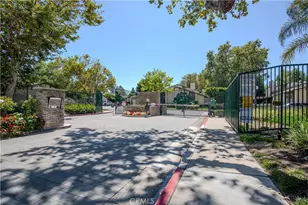 2528 N Tustin, Santa Ana, CA 92705 - Photo 36