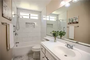 2528 N Tustin, Santa Ana, CA 92705 - Photo 10