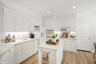 21351 Mazatlan, Mission Viejo, CA 92692 - Photo 8
