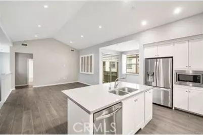 188 Bishop Landing, Irvine, CA 92620 - Photo 4