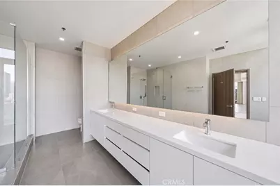 1111 S Grand Avenue #Ph 5, Los Angeles, CA 90015 - Photo 26