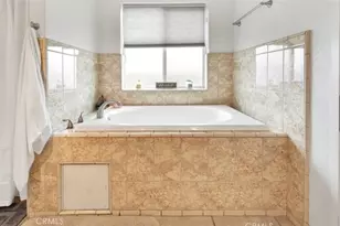 16192 Molino, Victorville, CA 92395 - Photo 20