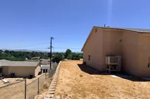 16192 Molino, Victorville, CA 92395 - Photo 14