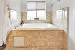 16192 Molino, Victorville, CA 92395 - Photo 20