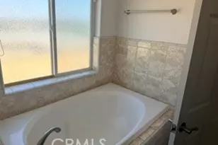 16192 Molino, Victorville, CA 92395 - Photo 22
