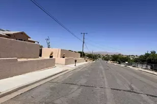 16192 Molino, Victorville, CA 92395 - Photo 36