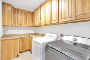 16192 Molino, Victorville, CA 92395 - Photo 24
