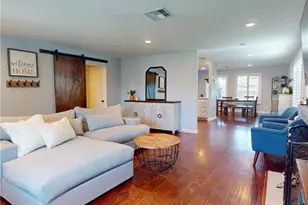 22332 Savona, Laguna Hills, CA 92653 - Photo 4