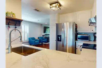 22332 Savona, Laguna Hills, CA 92653 - Photo 6