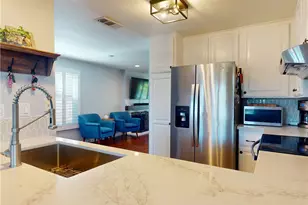 22332 Savona, Laguna Hills, CA 92653 - Photo 6