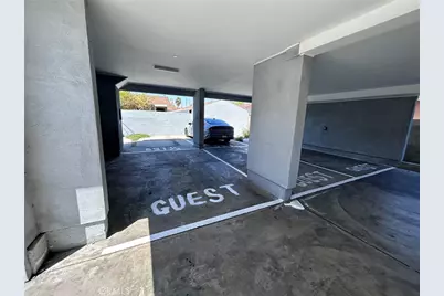 531 W 80th Street, Los Angeles, CA 90044 - Photo 24