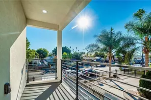 531 W 80th St, Los Angeles, CA 90044 - Photo 8