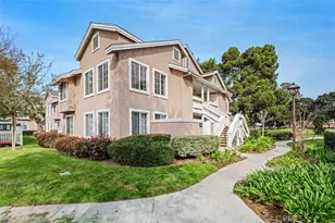 111 Greenfield, Irvine, CA 92614 - Photo 6