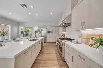 140 Walworth, Lake Forest, CA 92630 - Photo 18