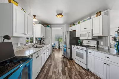54999 Martinez  #45, Yucca Valley, CA 92284 - Photo 4