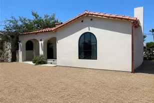 8821 S Gramercy, Los Angeles, CA 90047 - Photo 2