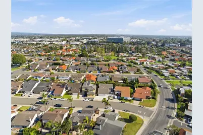 10618 El Toro, Fountain Valley, CA 92708 - Photo 34