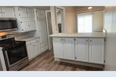 13903 S Zamora, Compton, CA 90222 - Photo 2