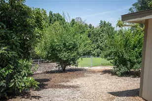 1566 Heather, Riverside, CA 92504 - Photo 42
