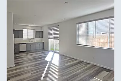 3021 N Sowell Street, Visalia, CA 93291 - Photo 6
