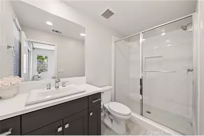 566 Catalonia, Lake Forest, CA 92630 - Photo 4