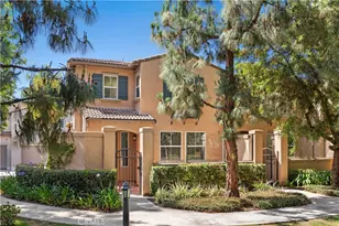 40 Trailing Vine, Irvine, CA 92602 - Photo 2