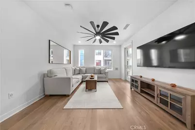 2412 Nolita, Irvine, CA 92612 - Photo 2